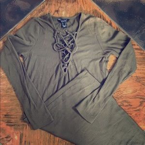 Green long sleeve dress